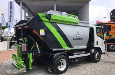 ballbet贝博中联环境装备出口意大利，进军海外环卫市场